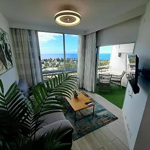 Ocean View Penthouse , Playa de las Americas (Tenerife) Spagna