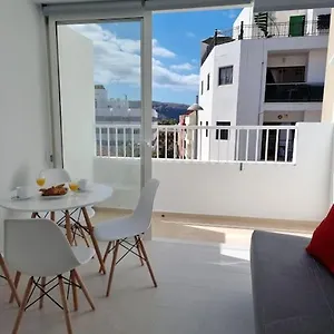 Clavel , Los Cristianos (Tenerife) Spagna